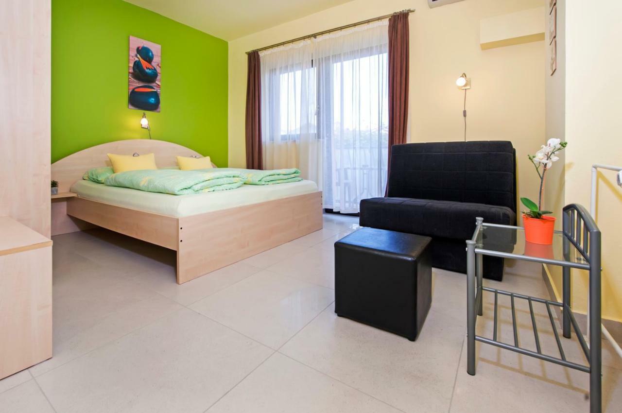 Erik Adults Only Bed and breakfast 3*