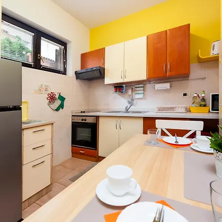 Apartments Erik B&B Adults Only Rovinj Exterior photo