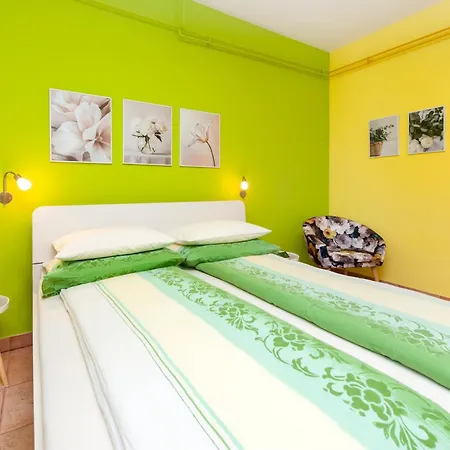 Apartments Erik B&B Adults Only Rovinj Exterior photo