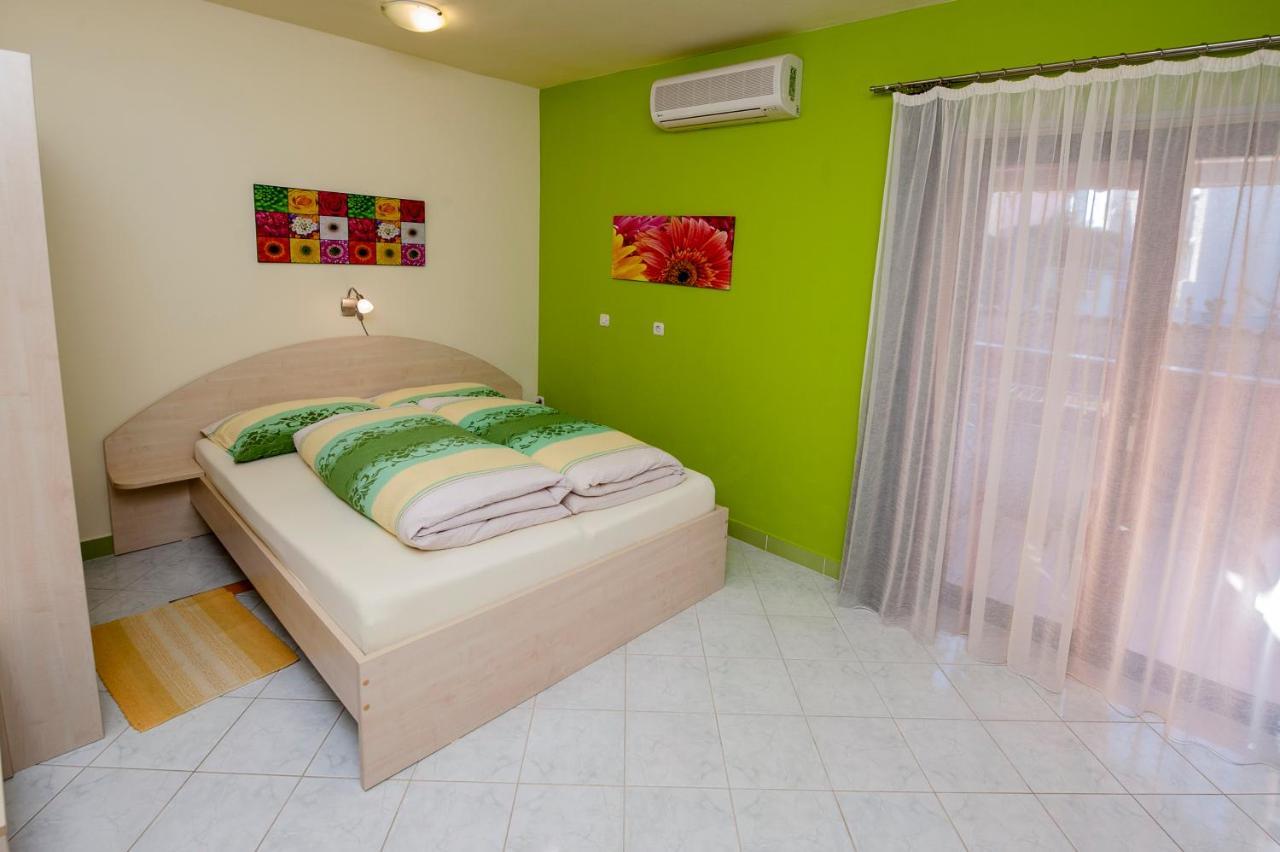 Couette-café Erik Adults Only 3*